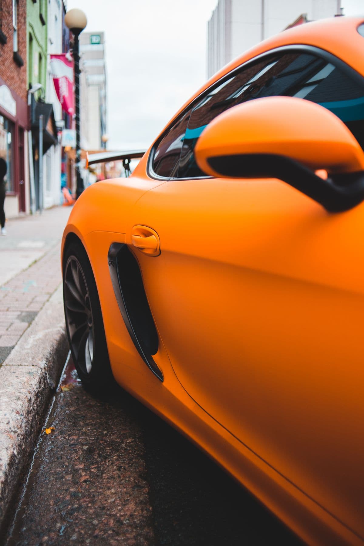 Cars & Sedans